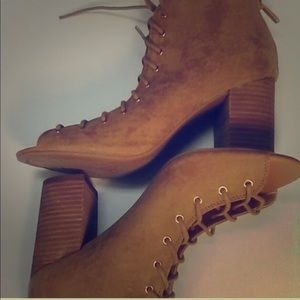 Chinese laundry lace up booties